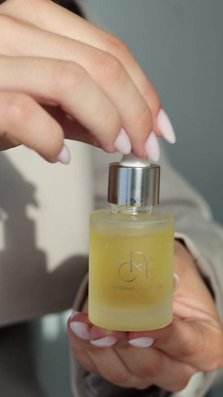 Mineral Oil Primer